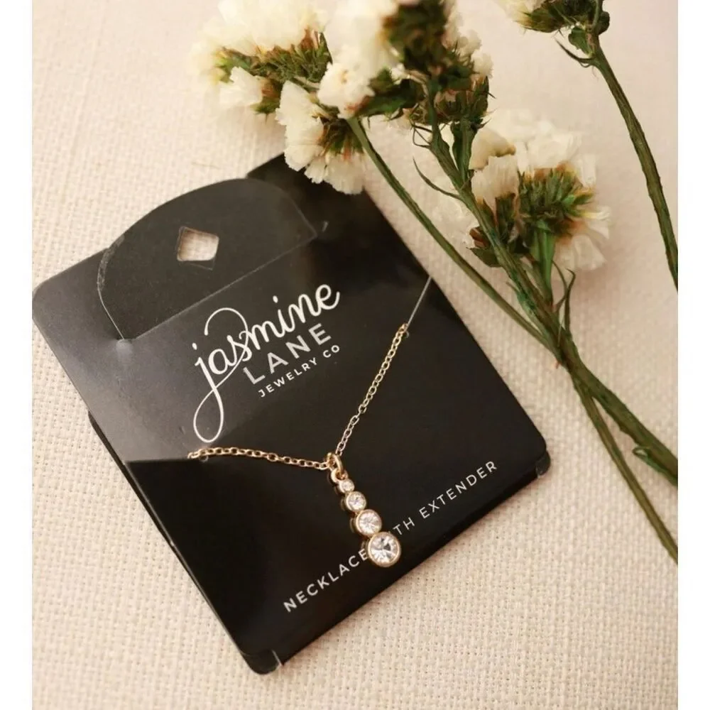 JASMINE LANE - 🎉HP🎉 3-Piece Fashion Jewelry Bundle/Earrings/Pendant/Bangle